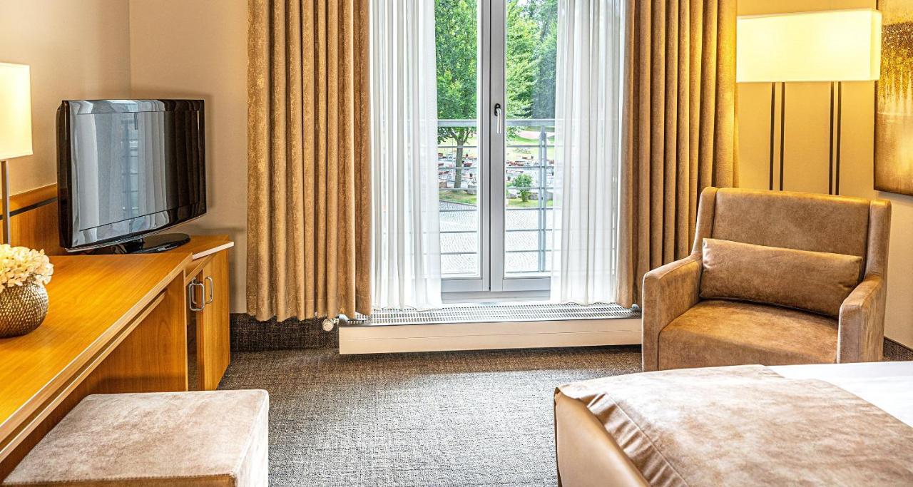 Victor'S Residenz-Hotel Teistungenburg מראה חיצוני תמונה