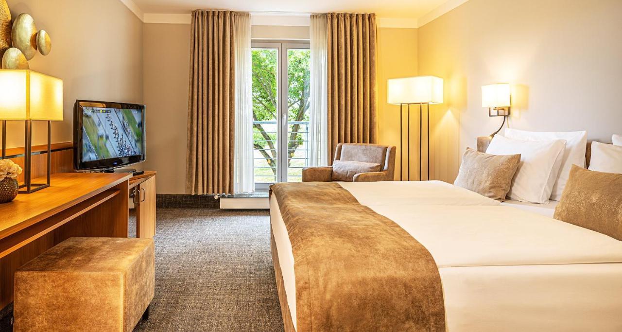 Victor'S Residenz-Hotel Teistungenburg מראה חיצוני תמונה
