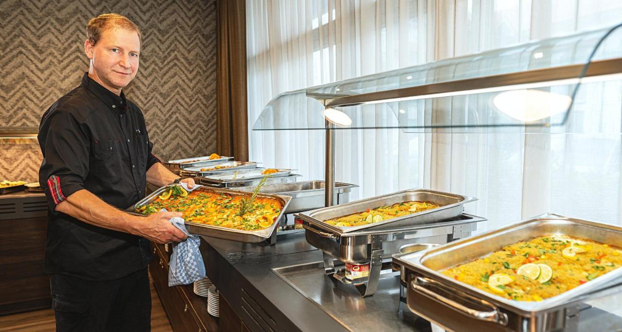 Victor'S Residenz-Hotel Teistungenburg מראה חיצוני תמונה