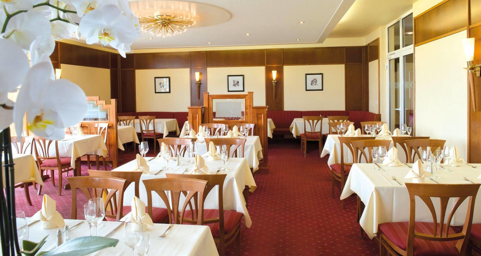 Victor'S Residenz-Hotel Teistungenburg מראה חיצוני תמונה