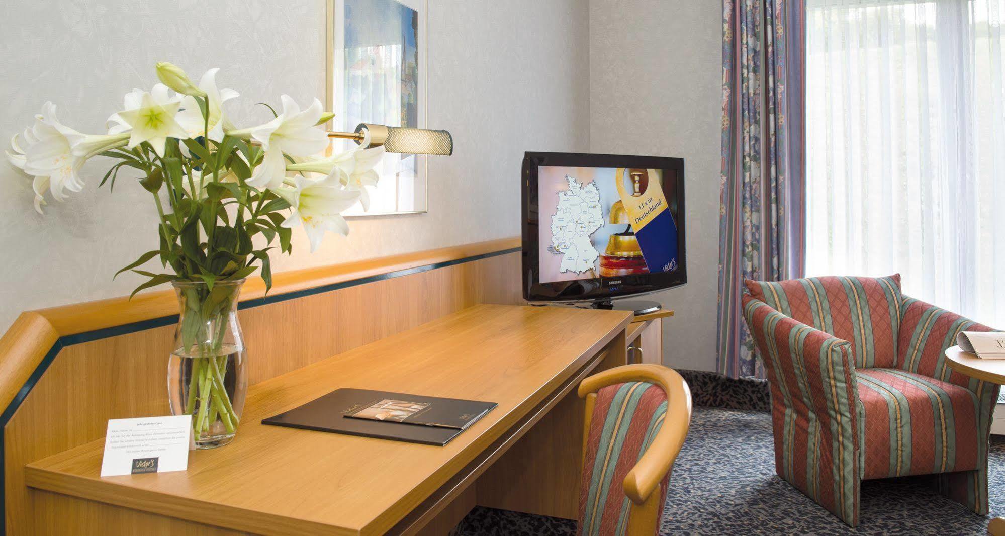 Victor'S Residenz-Hotel Teistungenburg מראה חיצוני תמונה
